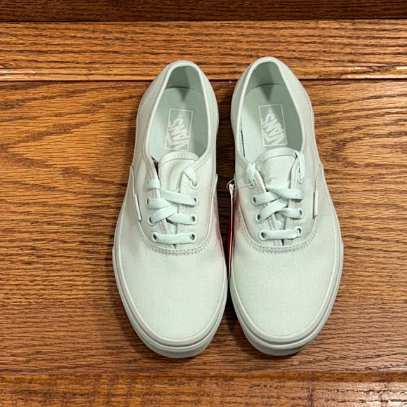 Vans Authentic Mono Canvas Milky‎ Green Shoes - Picture 4 of 9